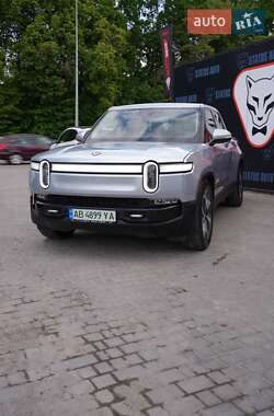 Пикап Rivian R1T 2022 в Коростене