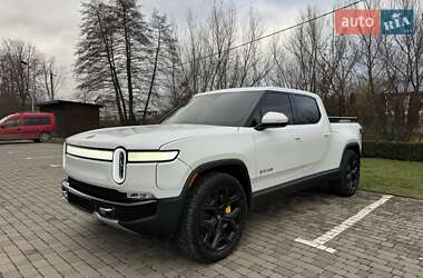 Пікап Rivian R1T 2022 в Чернівцях