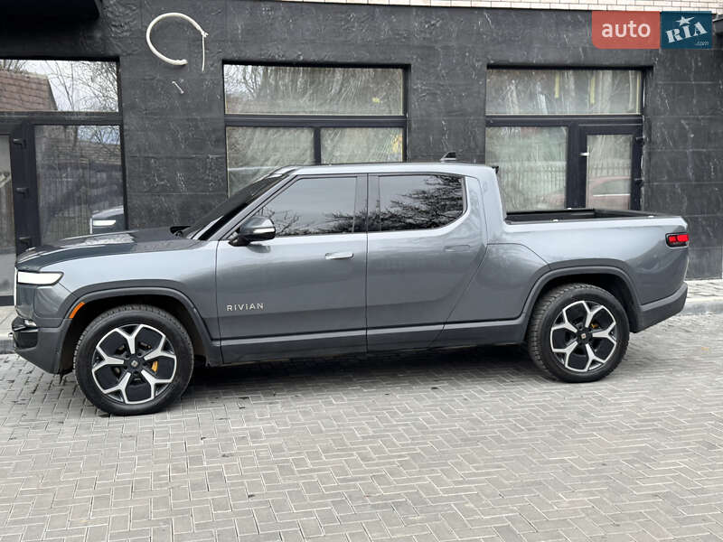 Внедорожник / Кроссовер Rivian R1T 2023 в Ужгороде