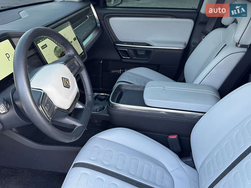 Внедорожник / Кроссовер Rivian R1T 2023 в Ужгороде