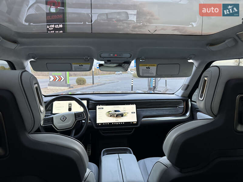 Внедорожник / Кроссовер Rivian R1T 2023 в Ужгороде