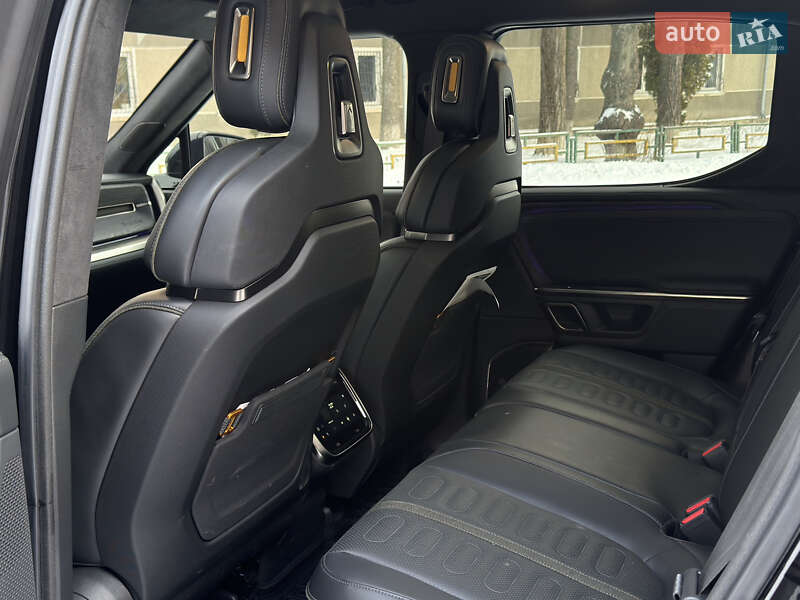 Пикап Rivian R1T 2024 в Коростышеве