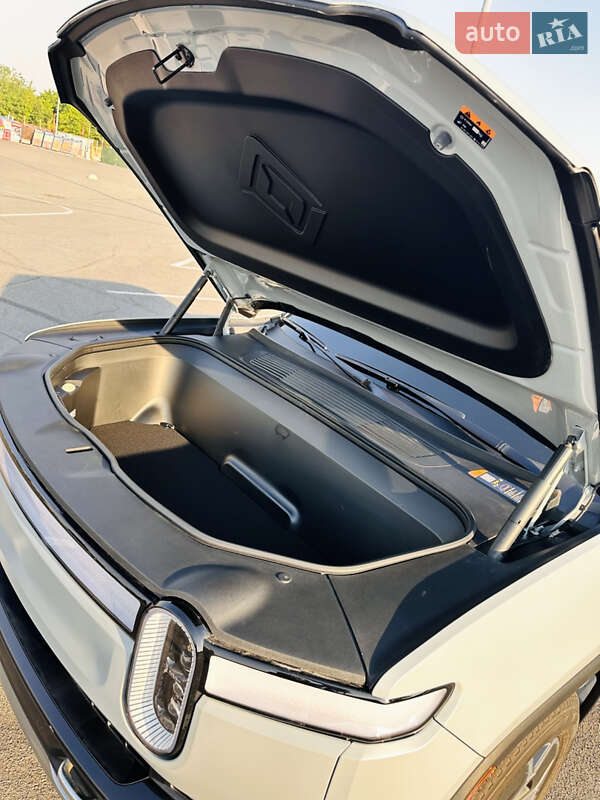 Пикап Rivian R1T 2024 в Днепре