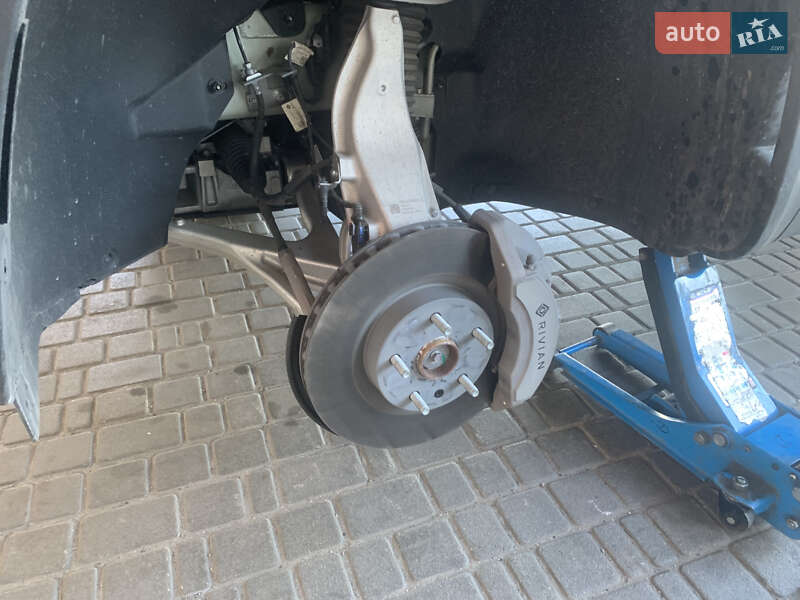 Пикап Rivian R1T 2024 в Днепре