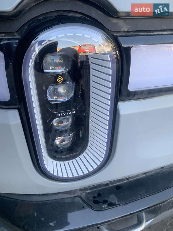 Пикап Rivian R1T 2024 в Днепре