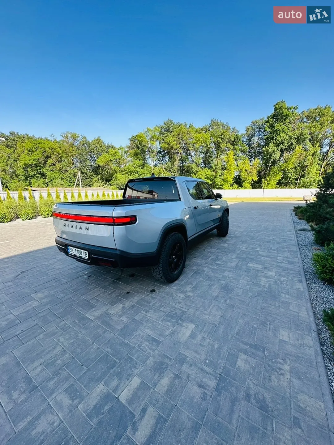 Rivian R1T 2023 VIN 7FCTGAAA6PN020055 фото оголошення 5 з 5