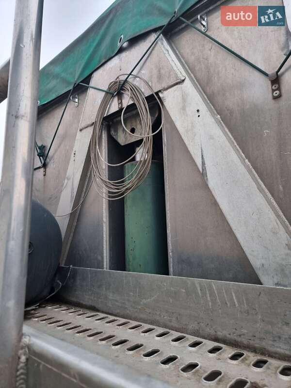 Самоскид напівпричіп Robuste Kaiser 2006 в Кам'янець-Подільському