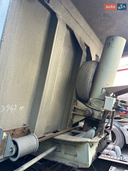 Самосвал прицеп Robuste Kaiser 1995 в Киеве