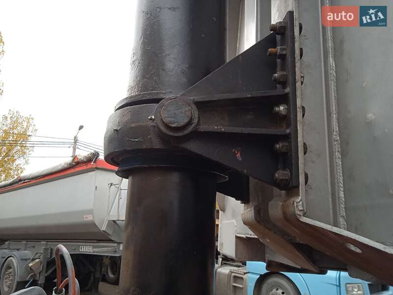 Зерновоз - полуприцеп Robuste S380 2002 в Виннице