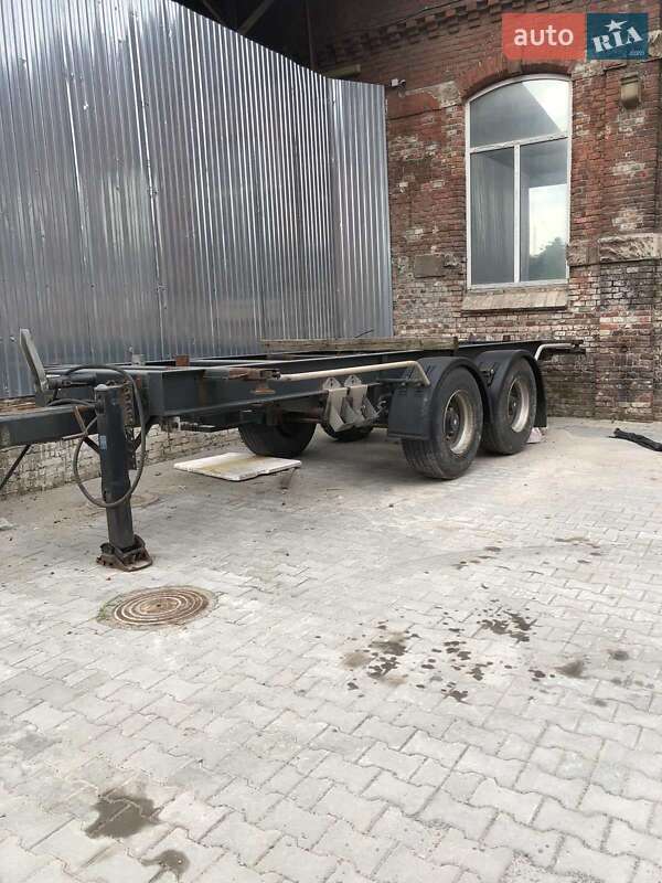 Контейнеровоз Rohr KA 18-L 2002 в Львове