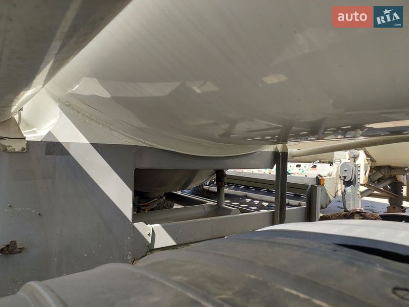 Цистерна полуприцеп Rohr RSK 2006 в Ровно