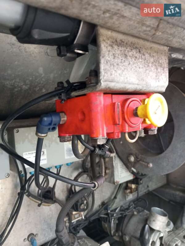 Цистерна напівпричіп Rohr TAL-AL-36 1999 в Києві