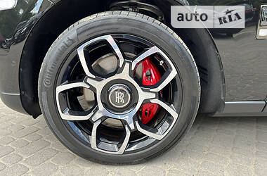 Внедорожник / Кроссовер Rolls-Royce Cullinan 2020 в 