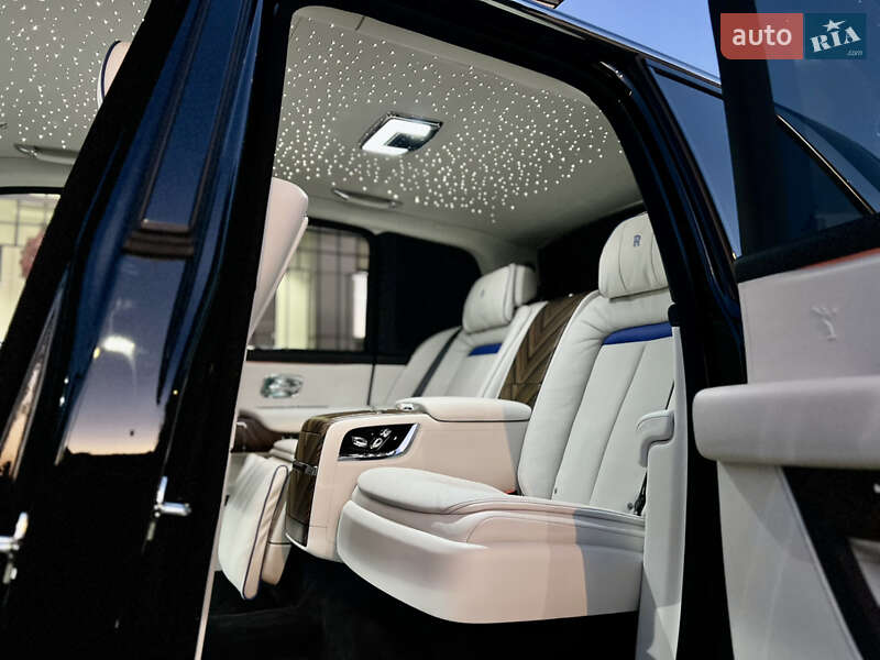 Внедорожник / Кроссовер Rolls-Royce Cullinan 2019 в Одессе