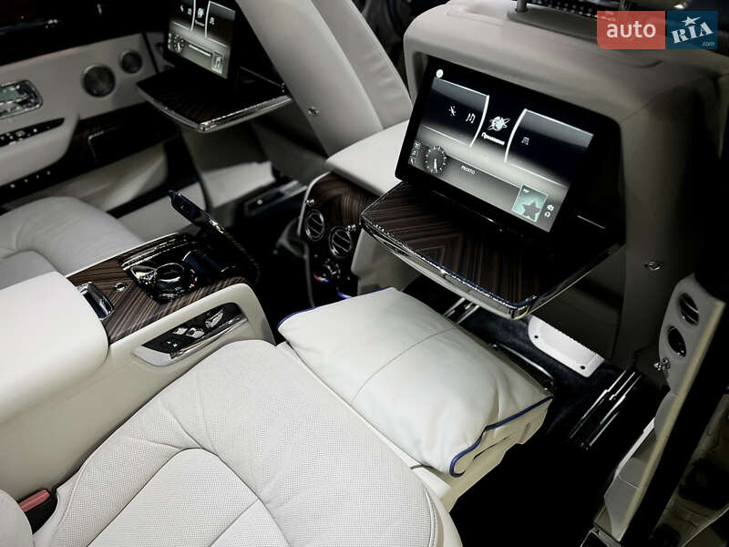 Внедорожник / Кроссовер Rolls-Royce Cullinan 2019 в Одессе