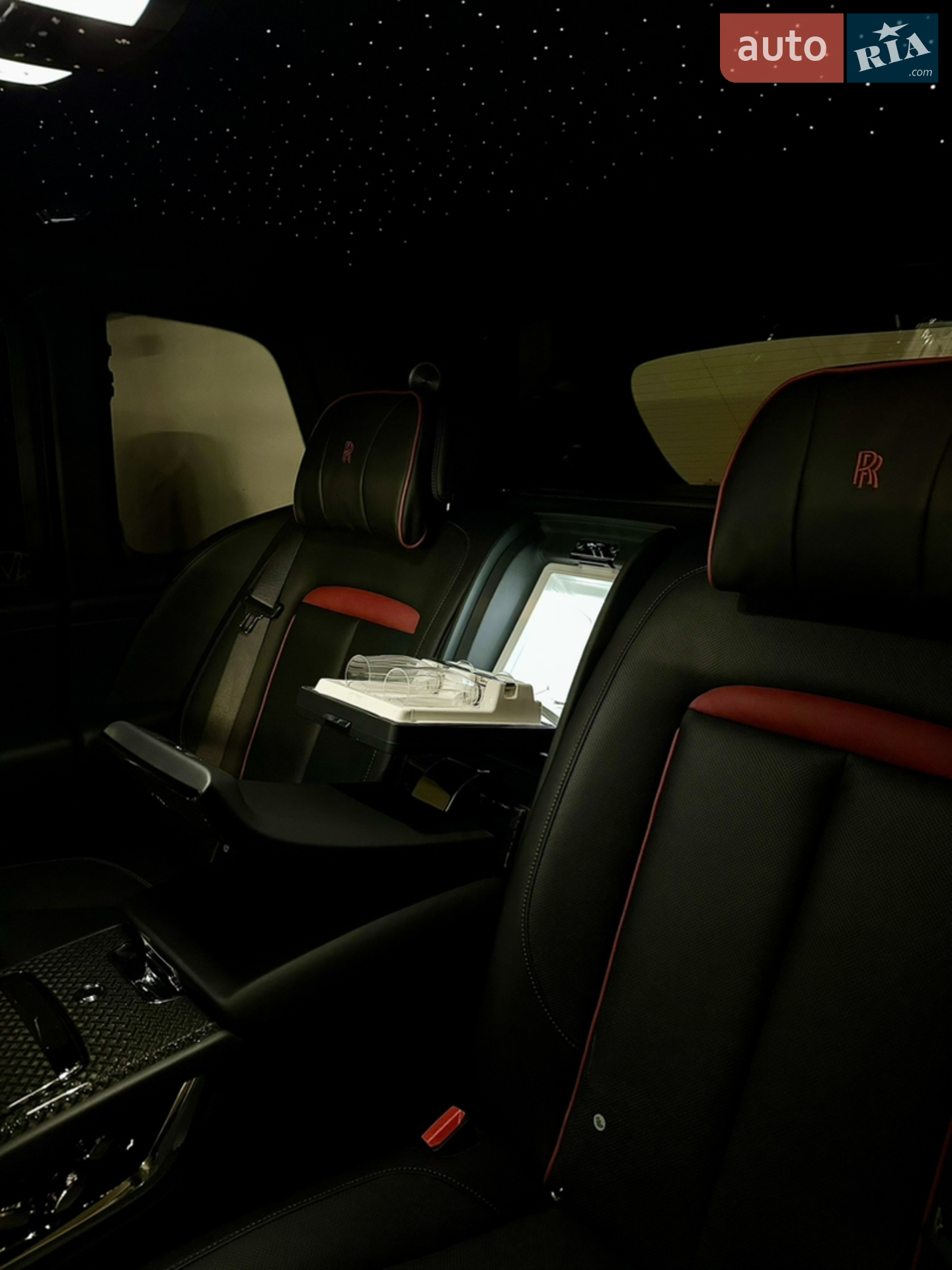 2022 Rolls-Royce Cullinan - мініатюра 11