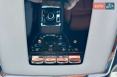 Внедорожник / Кроссовер Rolls-Royce Cullinan 2019 в 