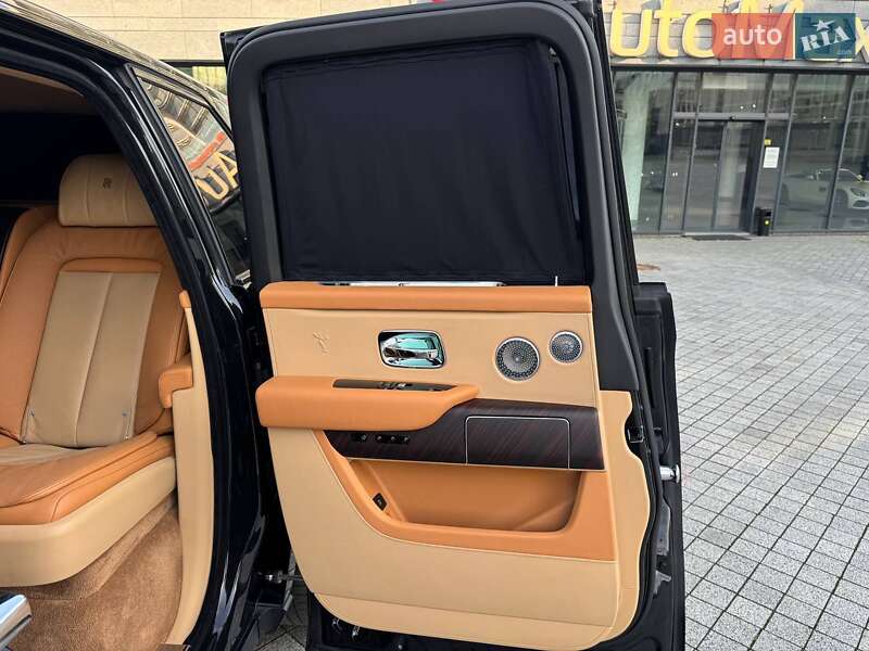 Внедорожник / Кроссовер Rolls-Royce Cullinan 2020 в Киеве