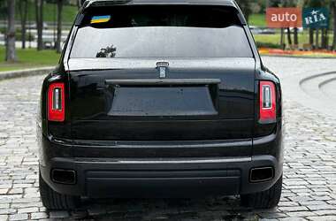 Внедорожник / Кроссовер Rolls-Royce Cullinan 2021 в 