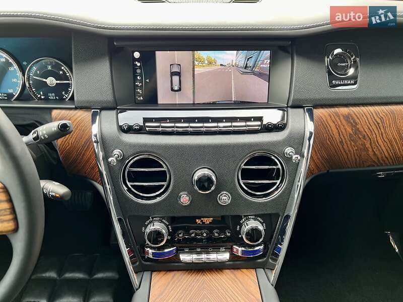 Внедорожник / Кроссовер Rolls-Royce Cullinan 2022 в Киеве