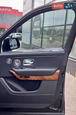 Внедорожник / Кроссовер Rolls-Royce Cullinan 2022 в 