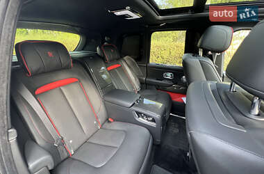 Внедорожник / Кроссовер Rolls-Royce Cullinan 2020 в 
