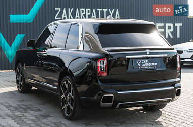 Внедорожник / Кроссовер Rolls-Royce Cullinan 2019 в 
