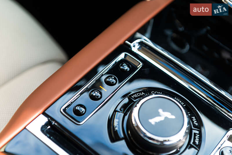 Внедорожник / Кроссовер Rolls-Royce Cullinan 2019 в Мукачево