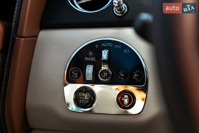 Внедорожник / Кроссовер Rolls-Royce Cullinan 2019 в Мукачево