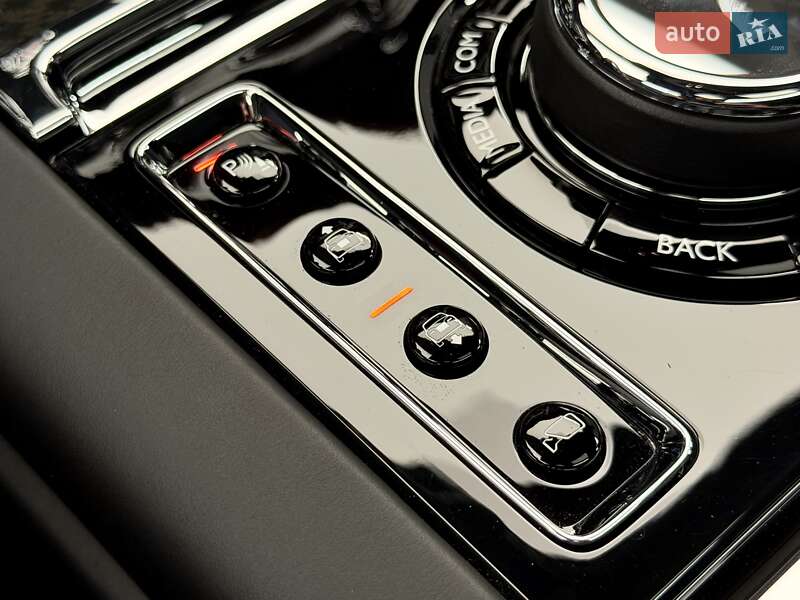 Позашляховик / Кросовер Rolls-Royce Cullinan 2020 в Києві