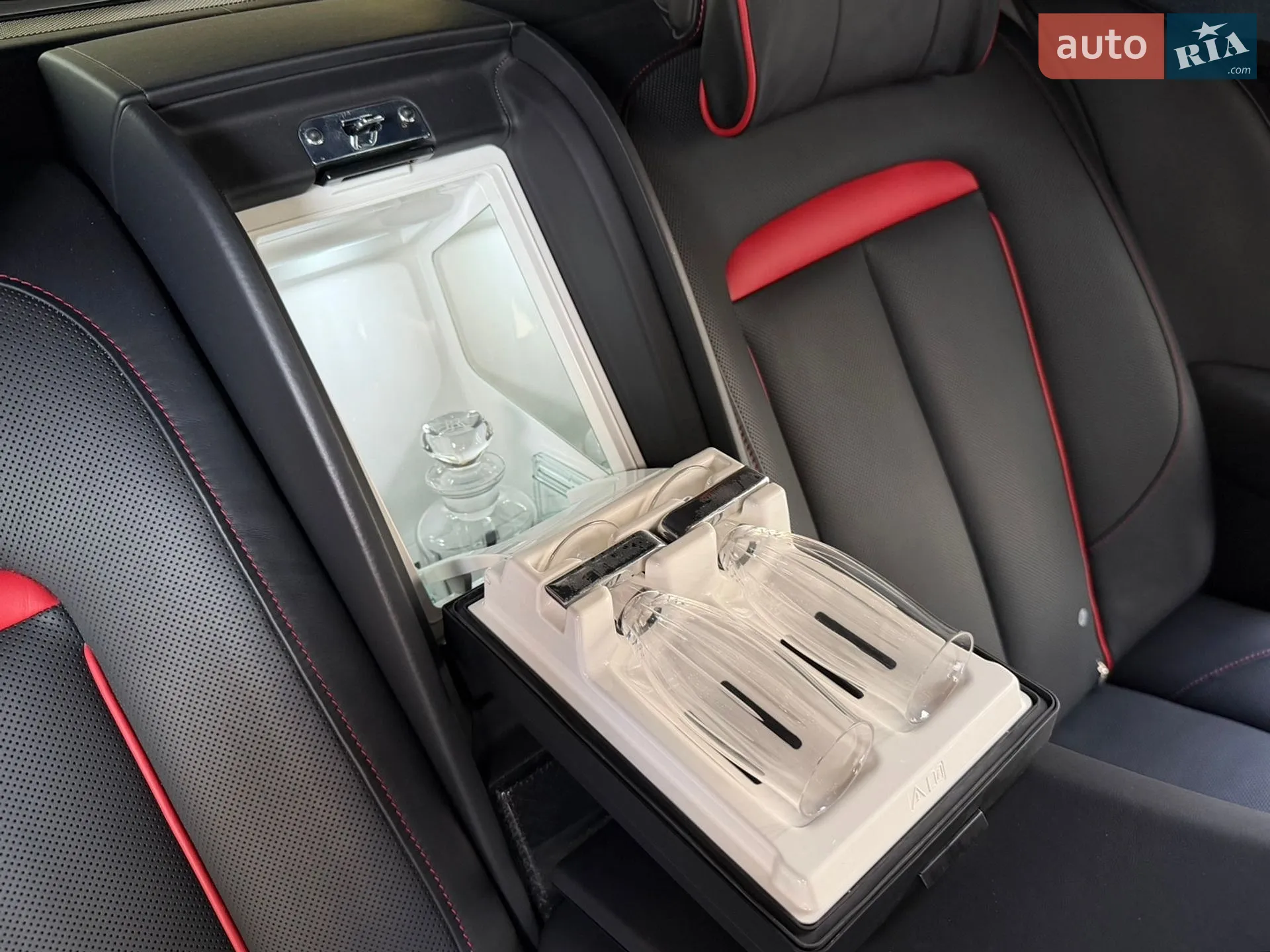 2019 Rolls-Royce Cullinan - мініатюра 63