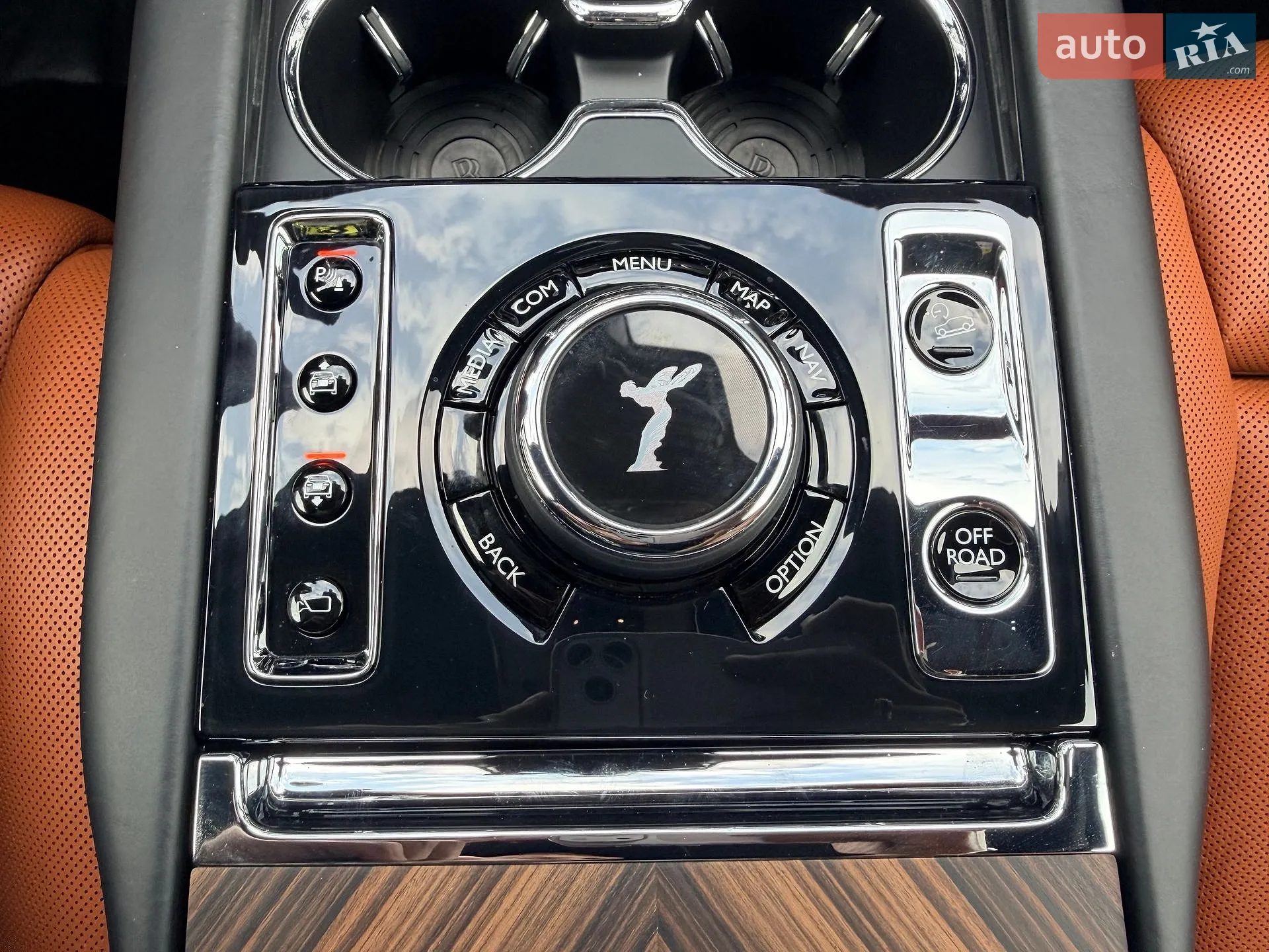 2019 Rolls-Royce Cullinan - мініатюра 57