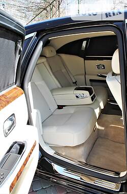 Седан Rolls-Royce Ghost 2010 в 