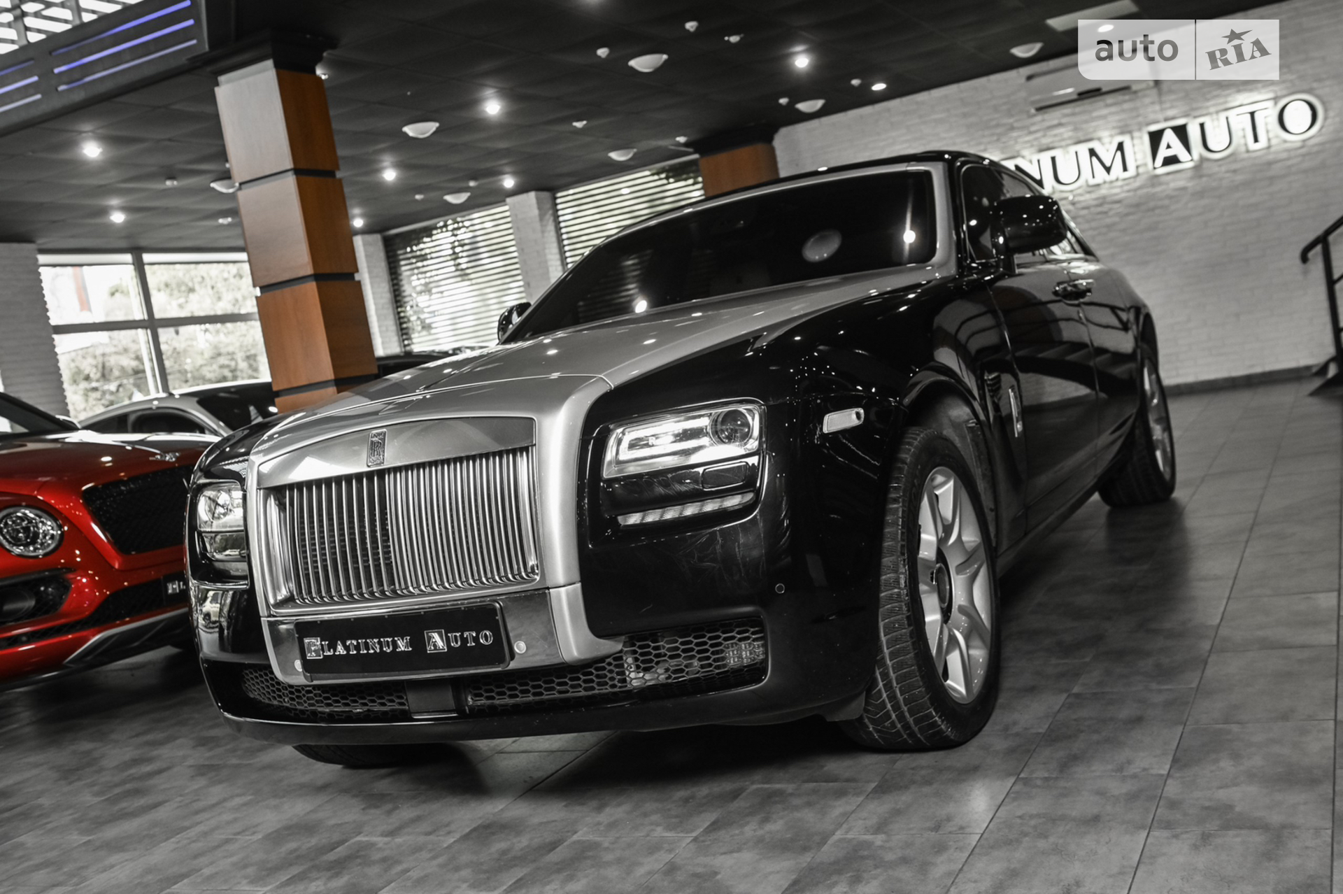 2011 Rolls-Royce Ghost - мініатюра 3