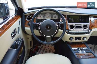 Седан Rolls-Royce Ghost 2012 в 