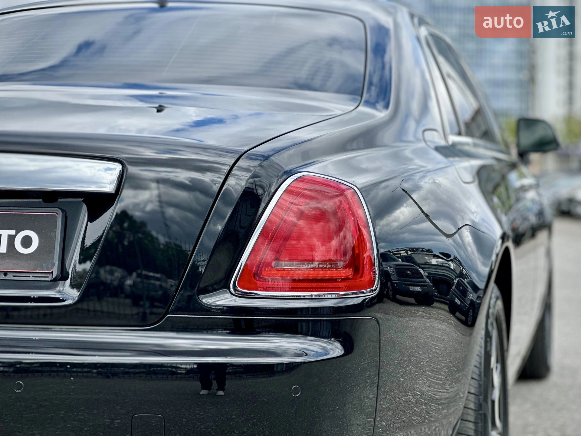 2013 Rolls-Royce Ghost - мініатюра 31