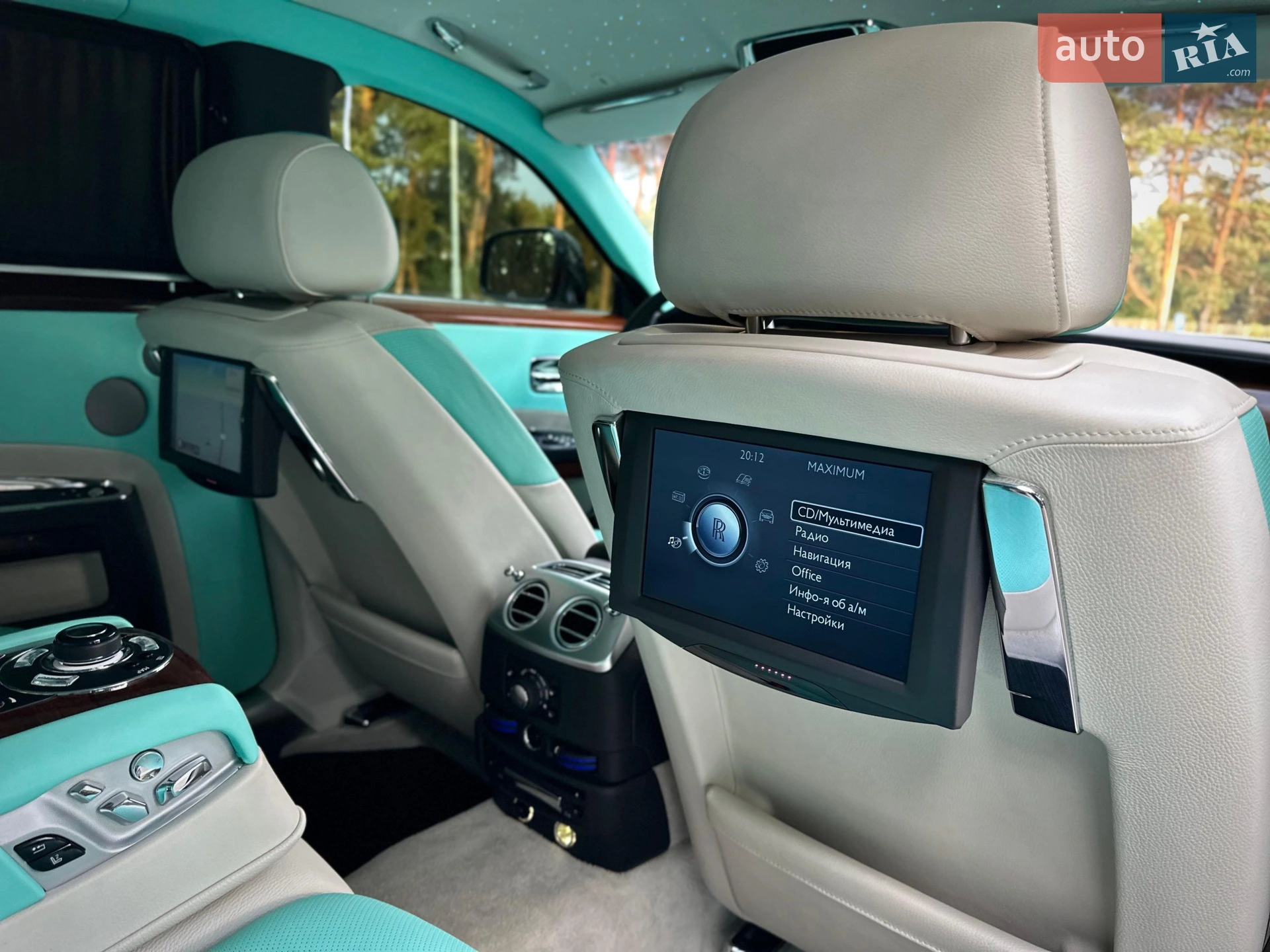 2011 Rolls-Royce Ghost - мініатюра 72