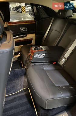 Седан Rolls-Royce Ghost 2013 в 