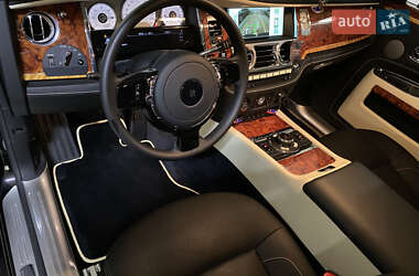 Седан Rolls-Royce Ghost 2013 в 