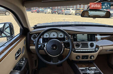 Седан Rolls-Royce Ghost 2013 в 