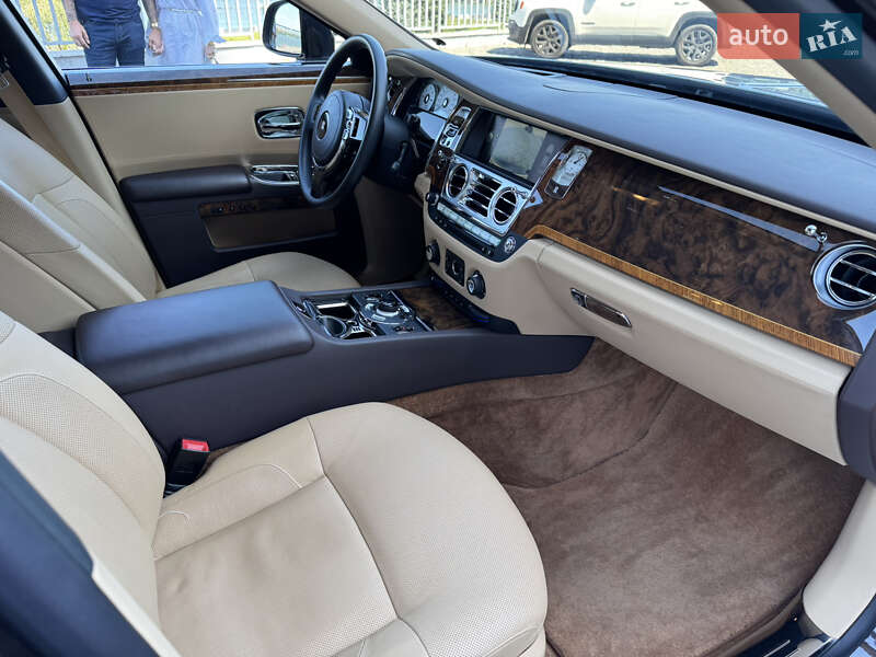 Седан Rolls-Royce Ghost 2013 в Днепре