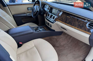 Седан Rolls-Royce Ghost 2013 в 