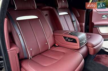 Седан Rolls-Royce Ghost 2021 в 