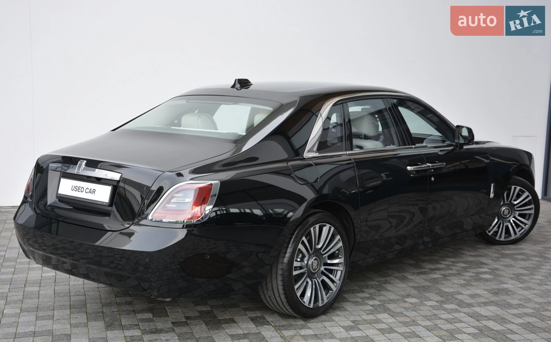 2021 Rolls-Royce Ghost - мініатюра 3