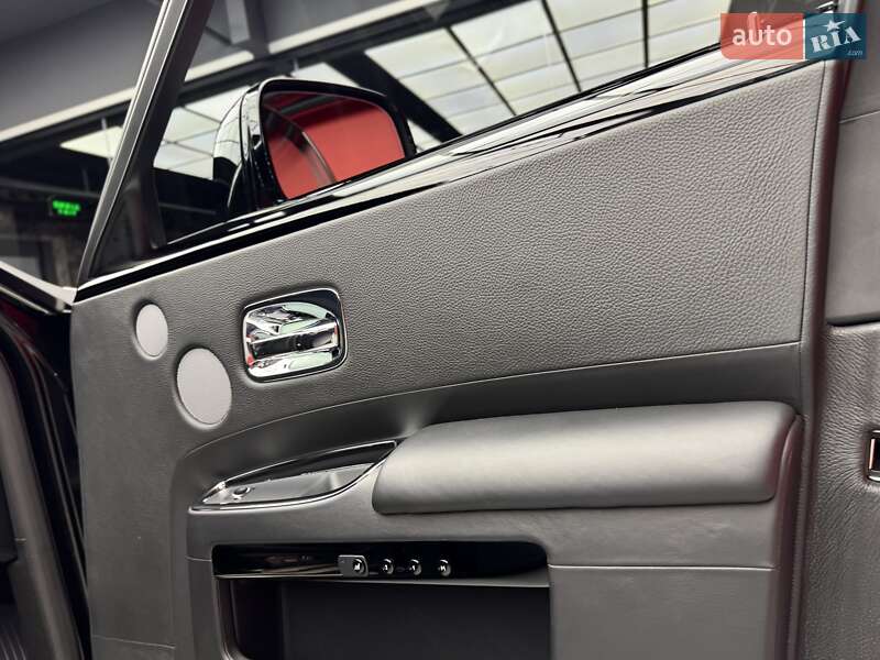 Седан Rolls-Royce Ghost 2010 в Киеве фото 56 Седан Rolls-Royce Ghost 2010 в Киеве