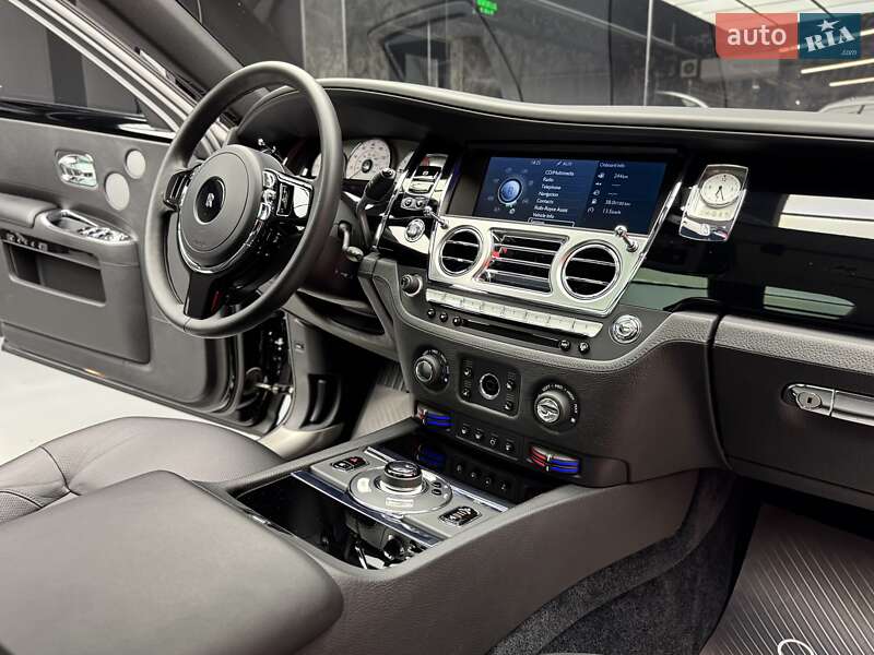 Седан Rolls-Royce Ghost 2010 в Киеве фото 61 Седан Rolls-Royce Ghost 2010 в Киеве