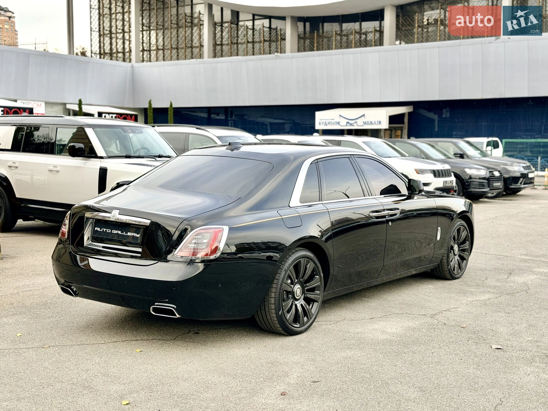 2020 Rolls-Royce Ghost - мініатюра 14