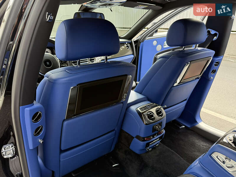 Седан Rolls-Royce Ghost 2018 в Киеве