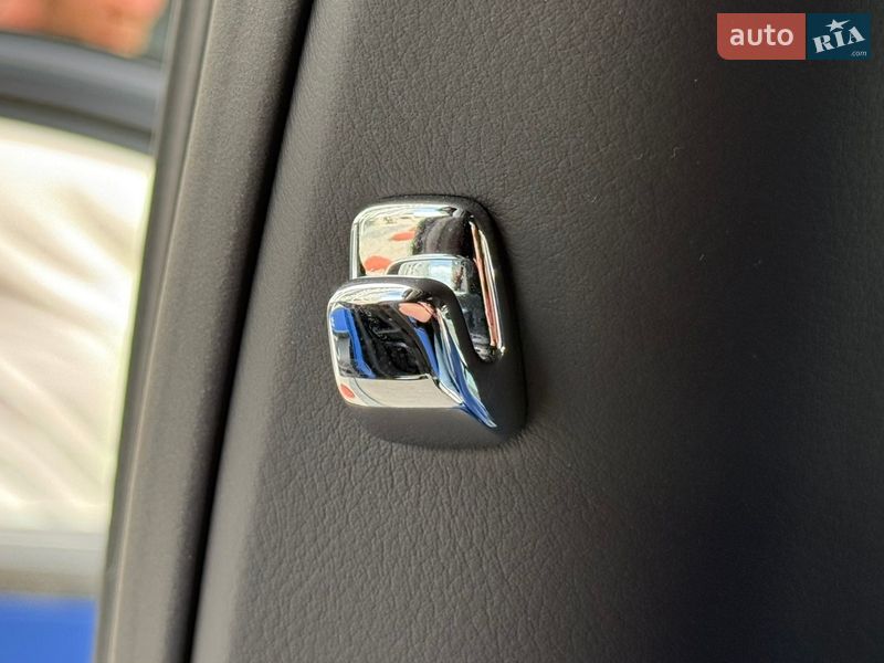 Седан Rolls-Royce Ghost 2018 в Києві