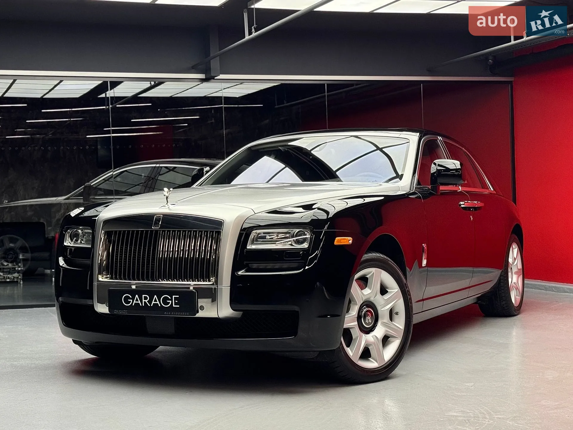 2010 Rolls-Royce Ghost - фото 1